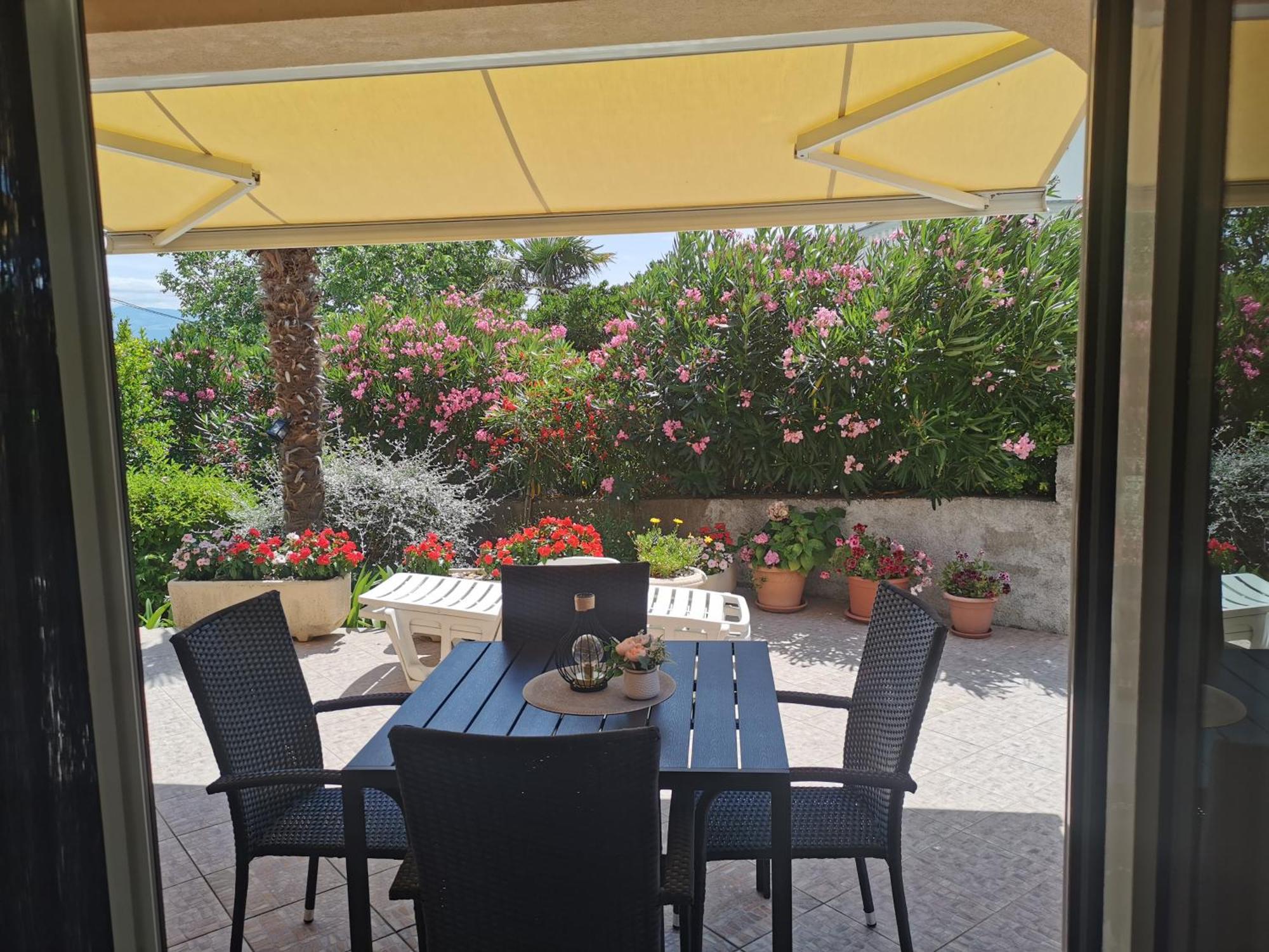 Apartments Dajana Silo Екстериор снимка