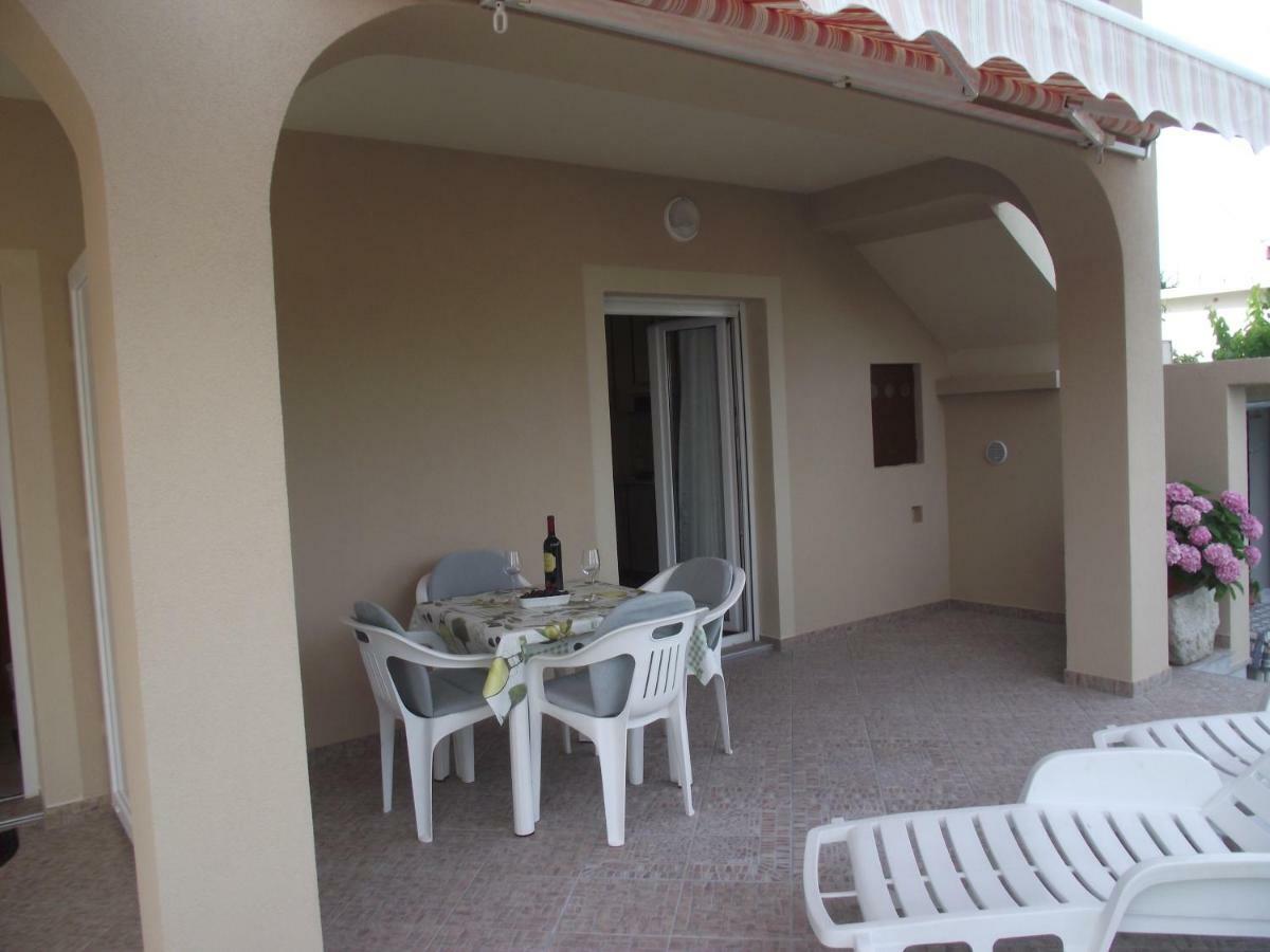 Apartments Dajana Silo Екстериор снимка